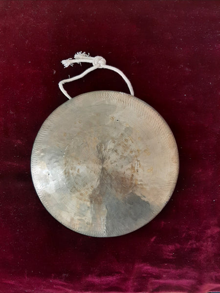 Gong,  Hand Gong, 22cm  (8.5 inches)  in diametre 中音手锣