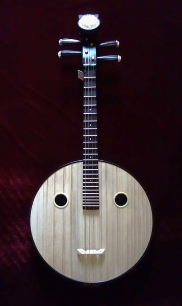 大阮,巴斯阮。四弦圆形琵琶 大阮,山榆树。 北方最大品牌,最老字号