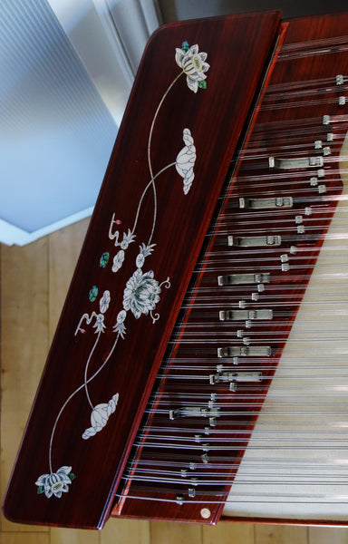 Yangqin dulcimer, 402 model. Rosewood frame+Mica, set up & tuned. FREE LESSON WITH YANGQIN MASTER红木贝雕扬琴