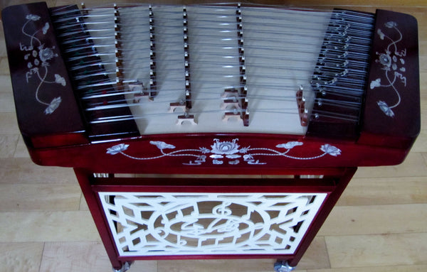 Yangqin dulcimer 扬琴