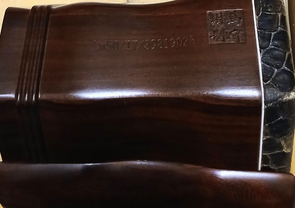 Only one: Like New, collection grade, Erhu, Precious Aged Mahogany, Master crafted 明清老红木二胡, 大师制作，收藏级精品