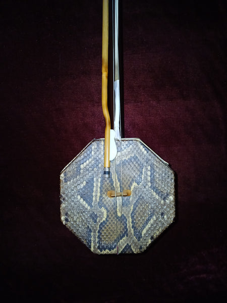 Only one, used. DiHu/Da-Hu (Bass fiddle) 低胡（二手），大胡，硬木