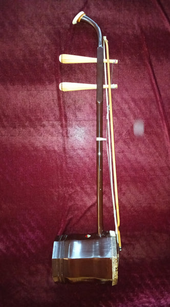 Only one, used. DiHu/Da-Hu (Bass fiddle) 低胡（二手），大胡，硬木
