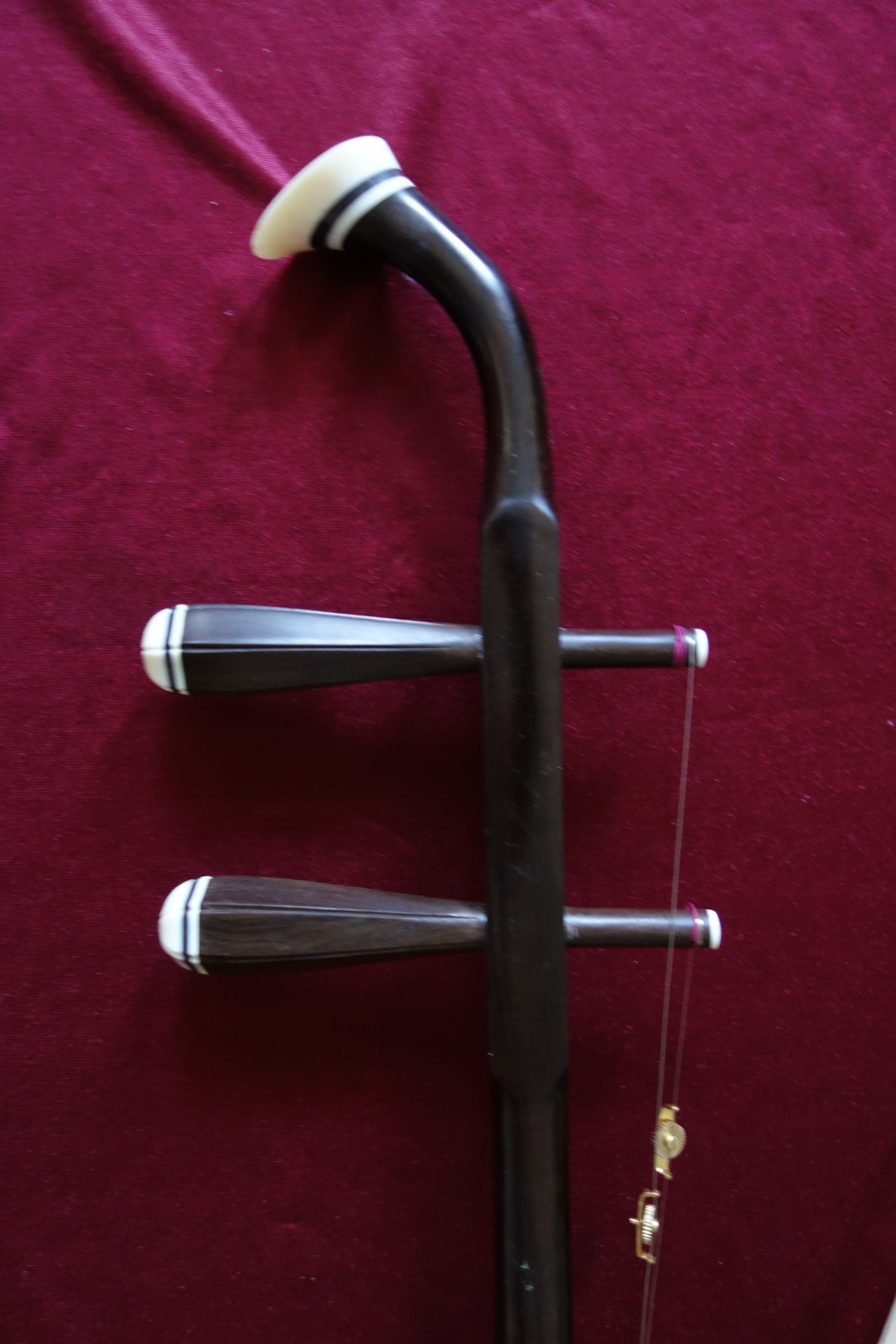 Erhu, Alto fiddle, Aged Mahogany, Deluxe Hard Case 老红木