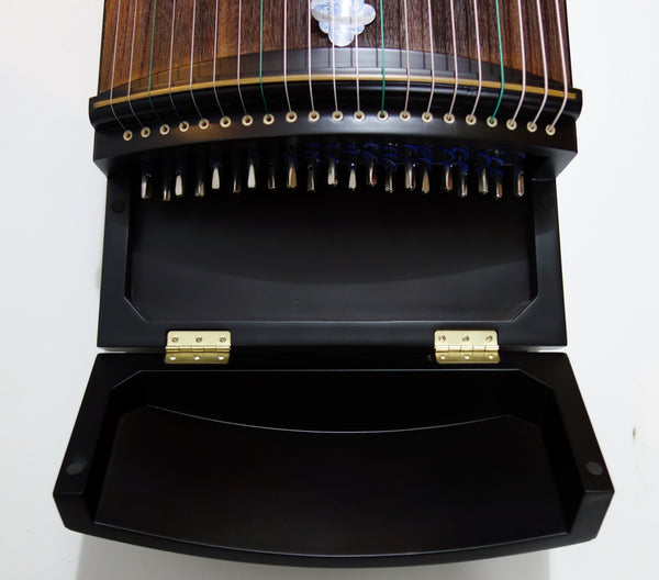 Guzheng (Koto, Gayagum) Full-sized 64". Professional Grade北方最老字号/最大品牌乐海制金色年华款专业古筝
