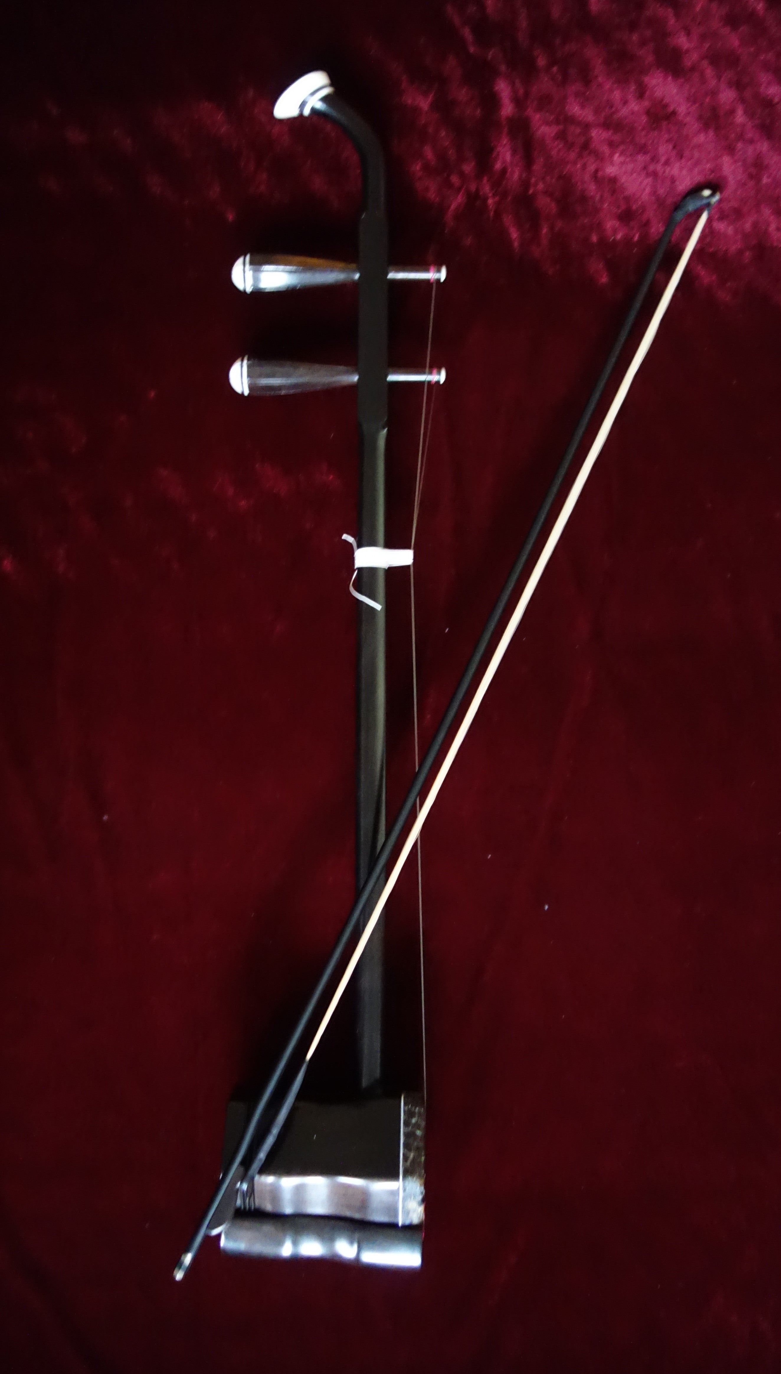 Erhu, Alto fiddle, Professional Ebony, Deluxe Hard Case
