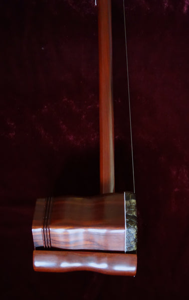 Erhu, Alto Fiddle, Professional Sandalwood, Carved Dragon Head, Deluxe Hard Case科特迪瓦紫檀木龙头二胡，高级硬盒