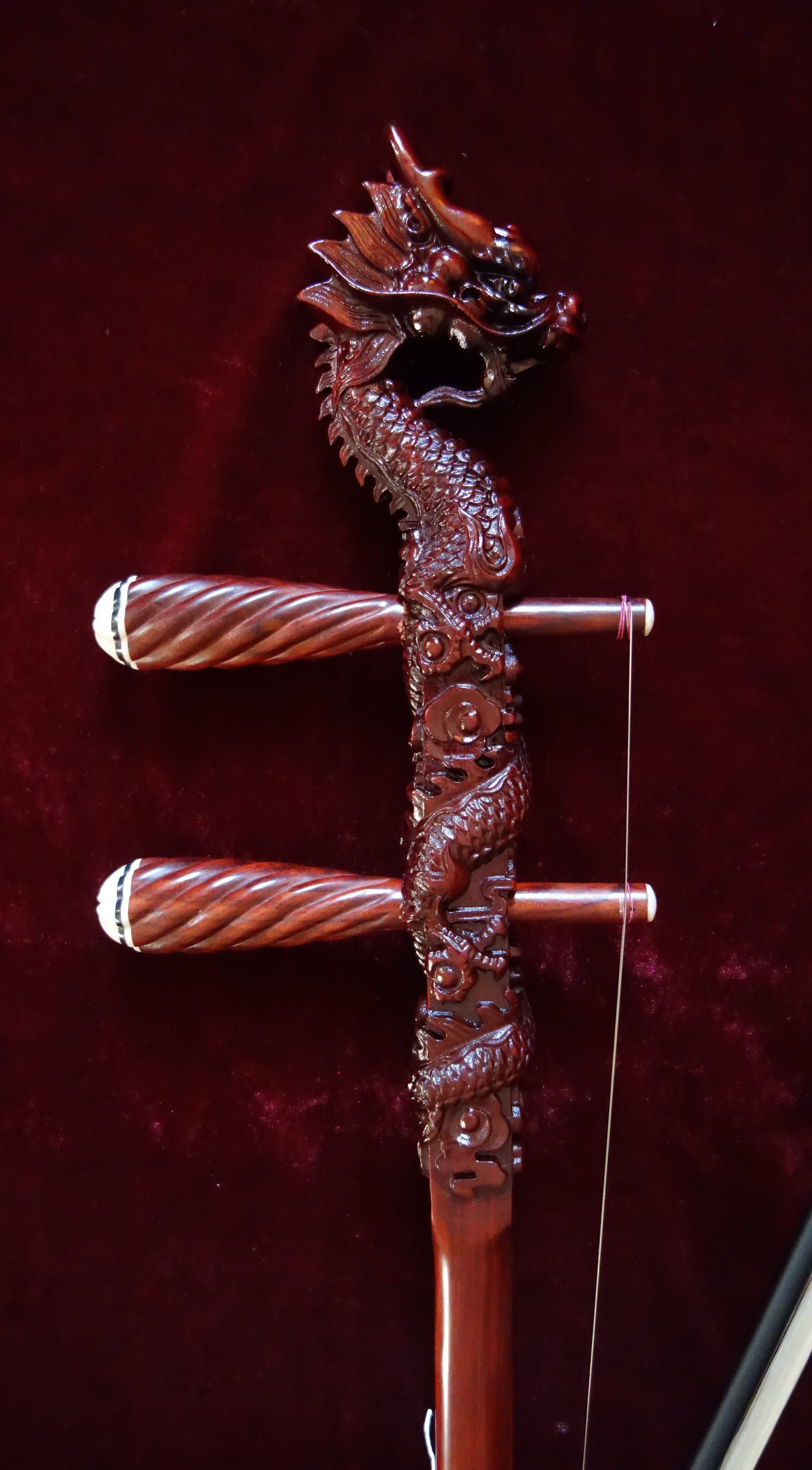 龍頭二胡　名師堂 Erhu, Alto Fiddle, Professional Ebony, Dragon Head Carving