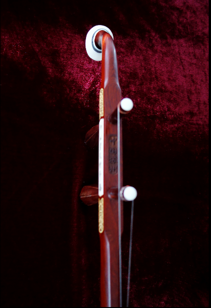 Erhu, Alto Fiddle, Professional Sandalwood, with Ultra-Deluxe Hard Case优质非洲小叶紫檀专业二胡，送豪华硬盒